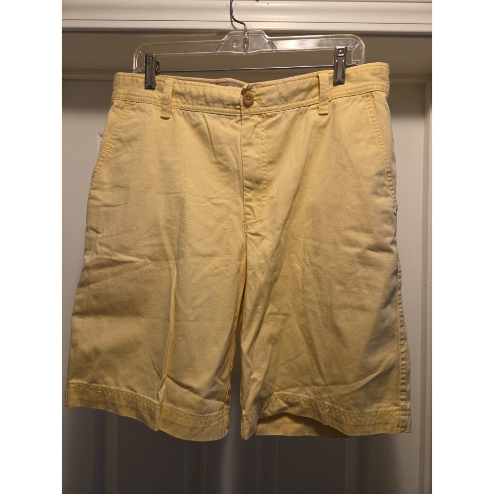 IZOD Saltwater Cargo Shorts Mens 34‎ x 10.5 Beachy Sports Yellow